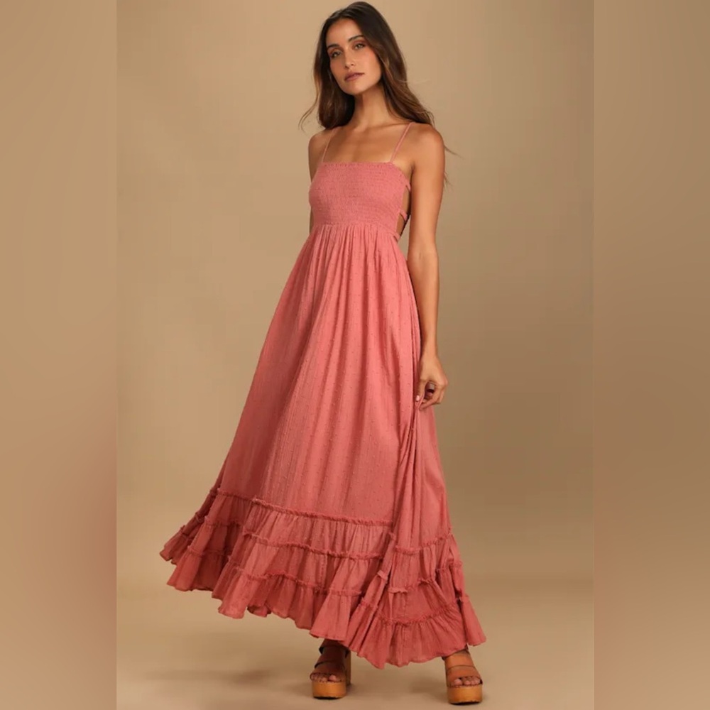 Lulu's Dusty Rose Textured Dress